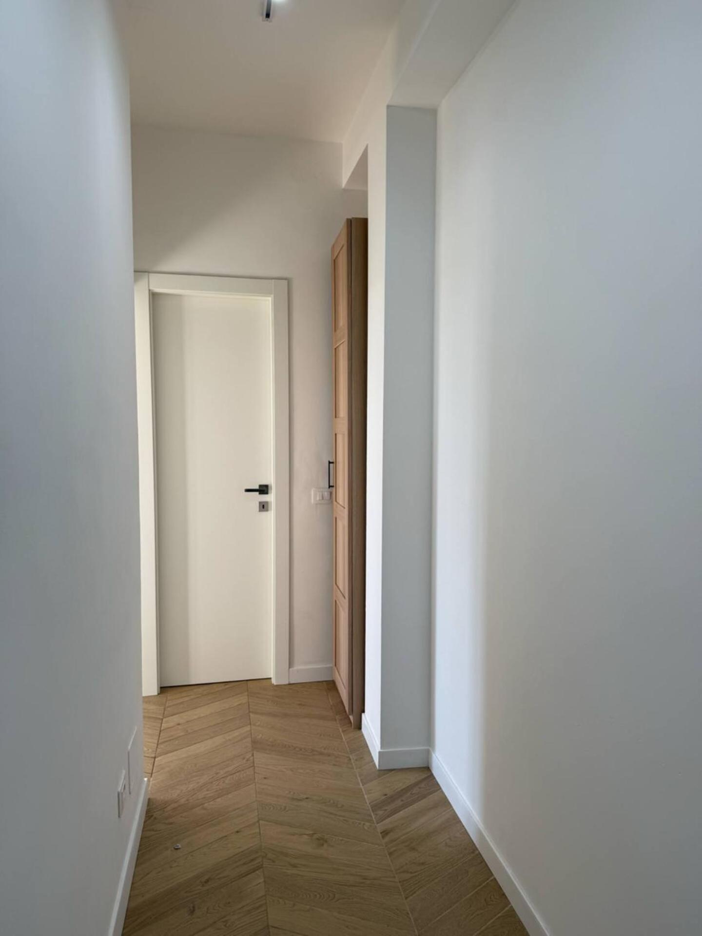 Bollicina Milano - Free Parking, Ac & Balcony